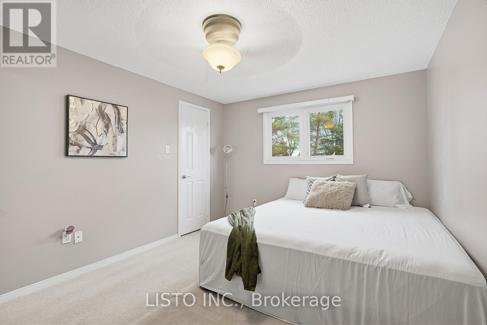 129 HEYDON AVENUE - 25