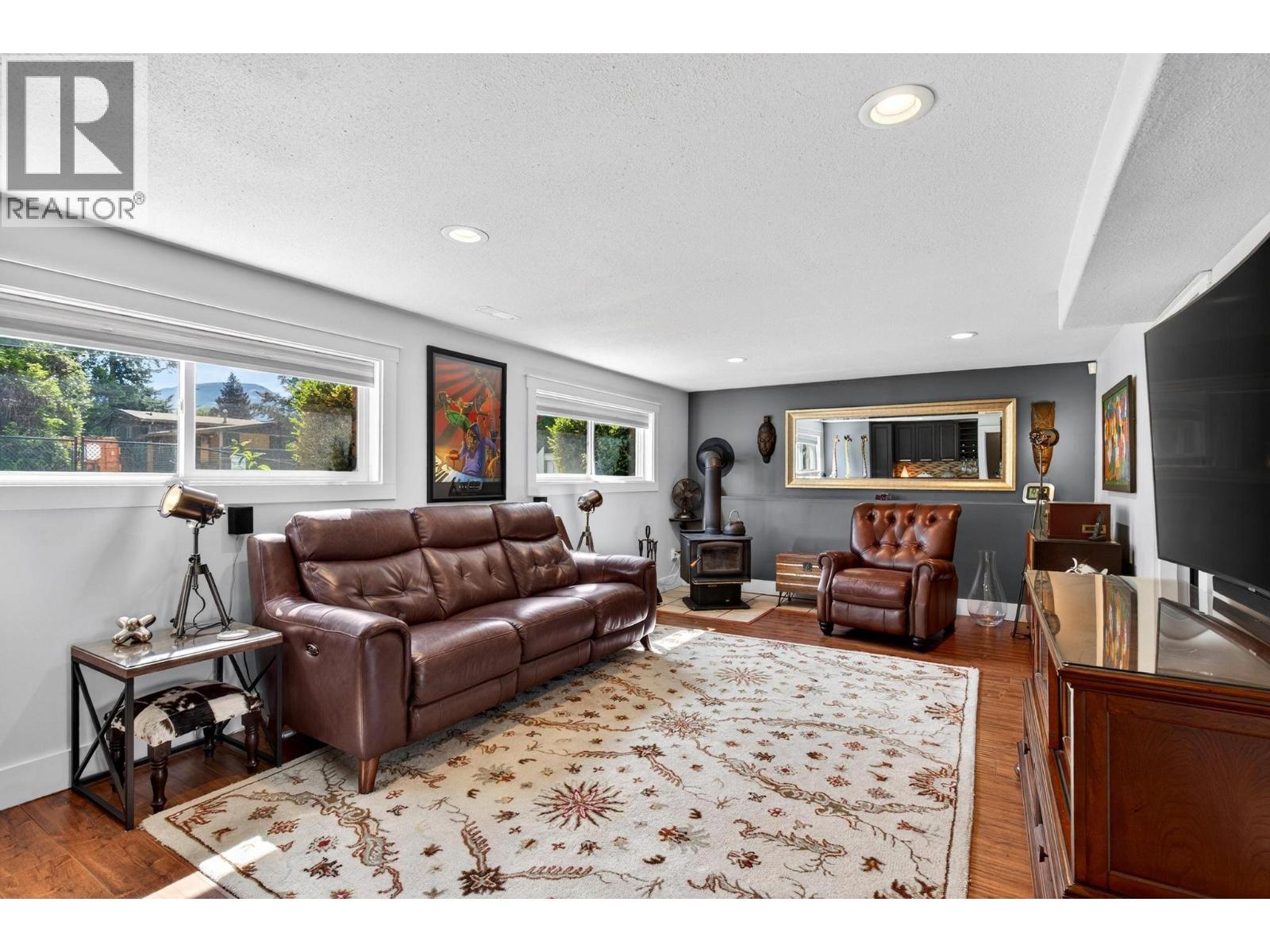 1000 Euclid Road, Kelowna