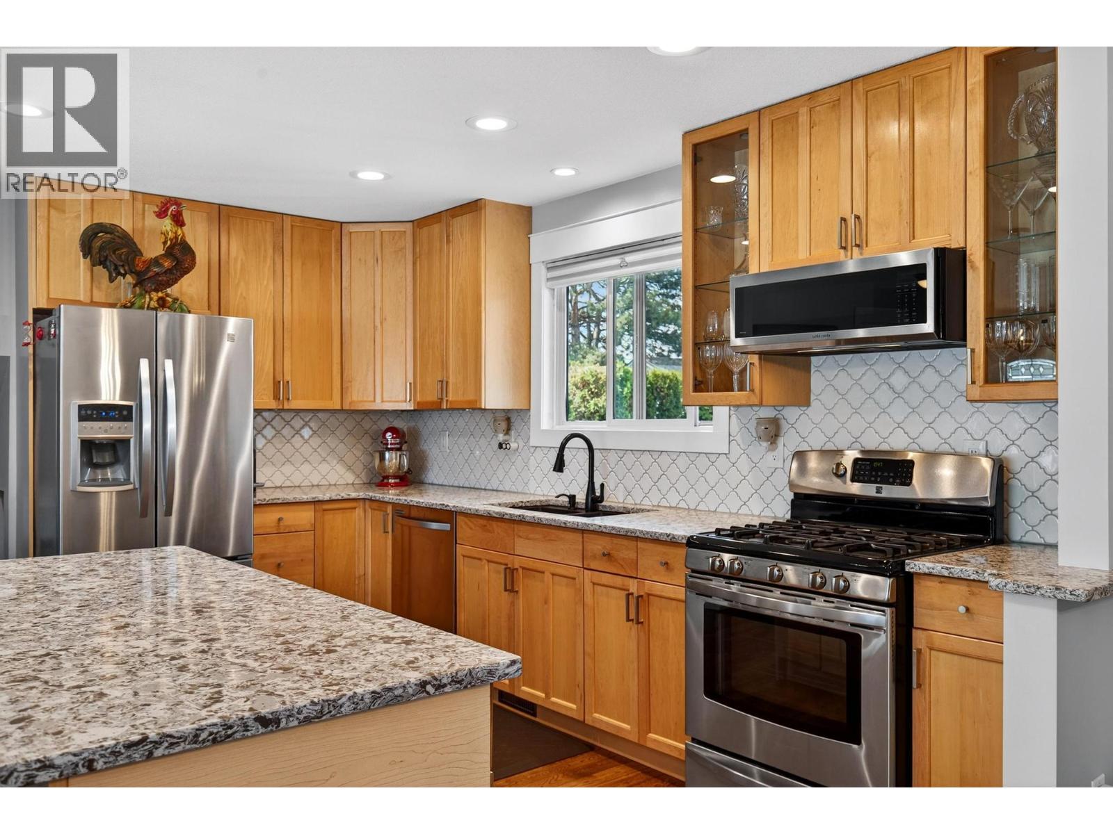 1000 Euclid Road - 11
