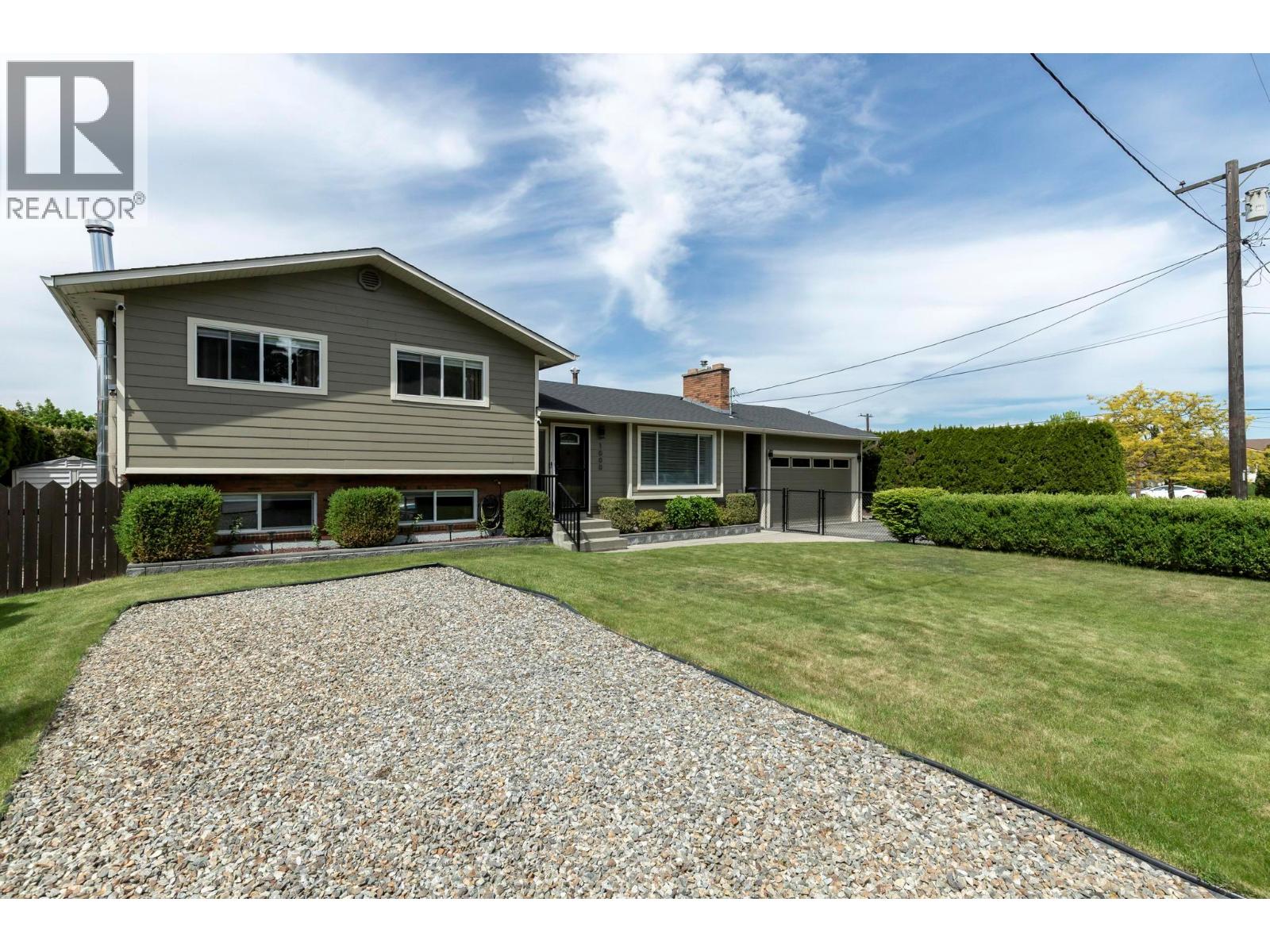 1000 Euclid Road, Kelowna