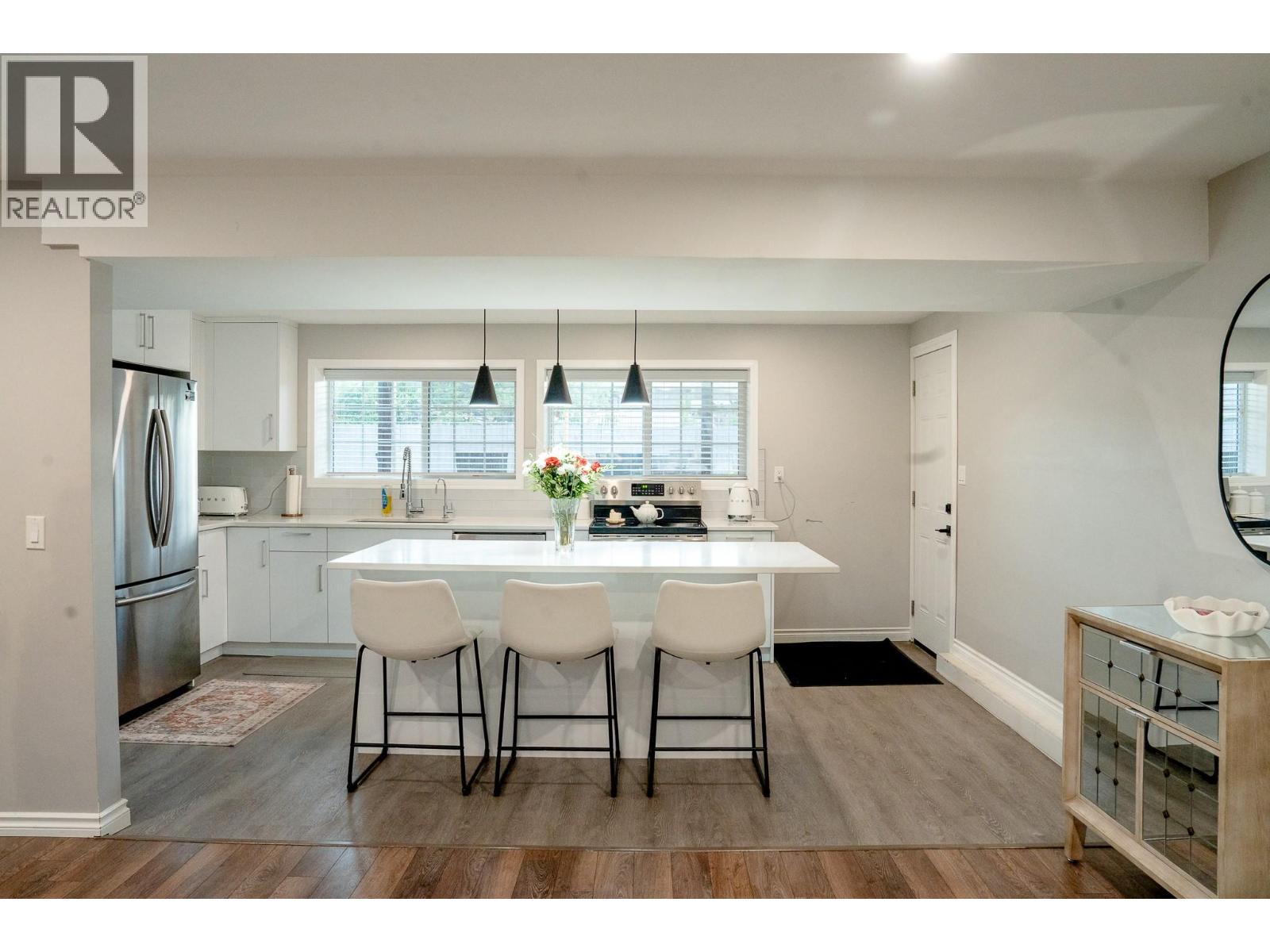 610 Ziprick Road - 12