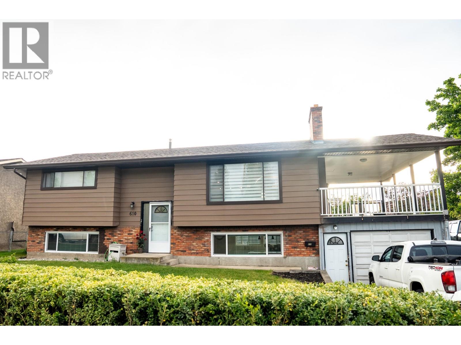 610 Ziprick Road - 1