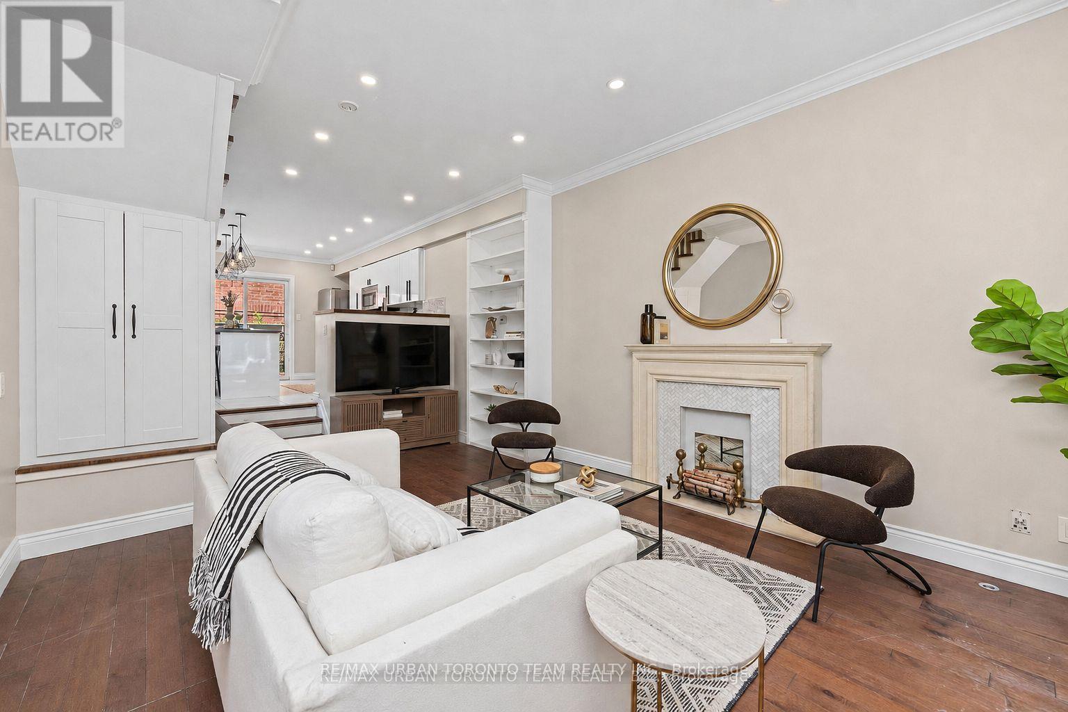 12 OLD PRIMROSE LANE - 2