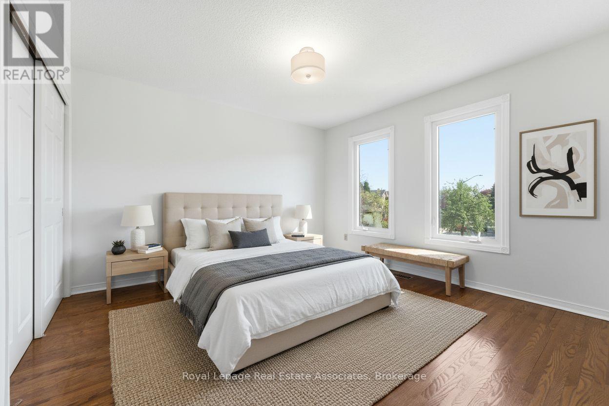 5211 MICMAC CRESCENT - 38