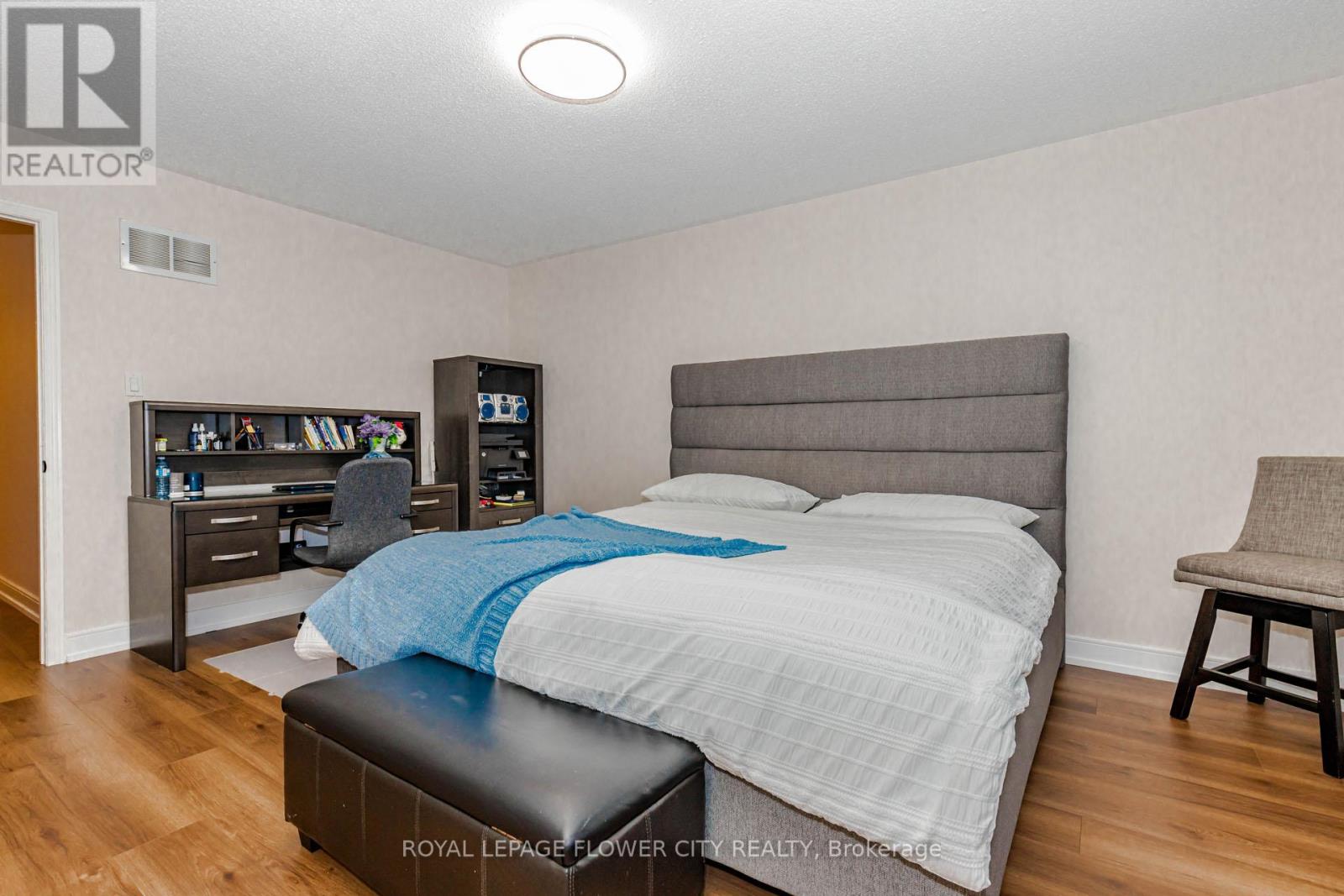 119 MORNINGMIST STREET - 12
