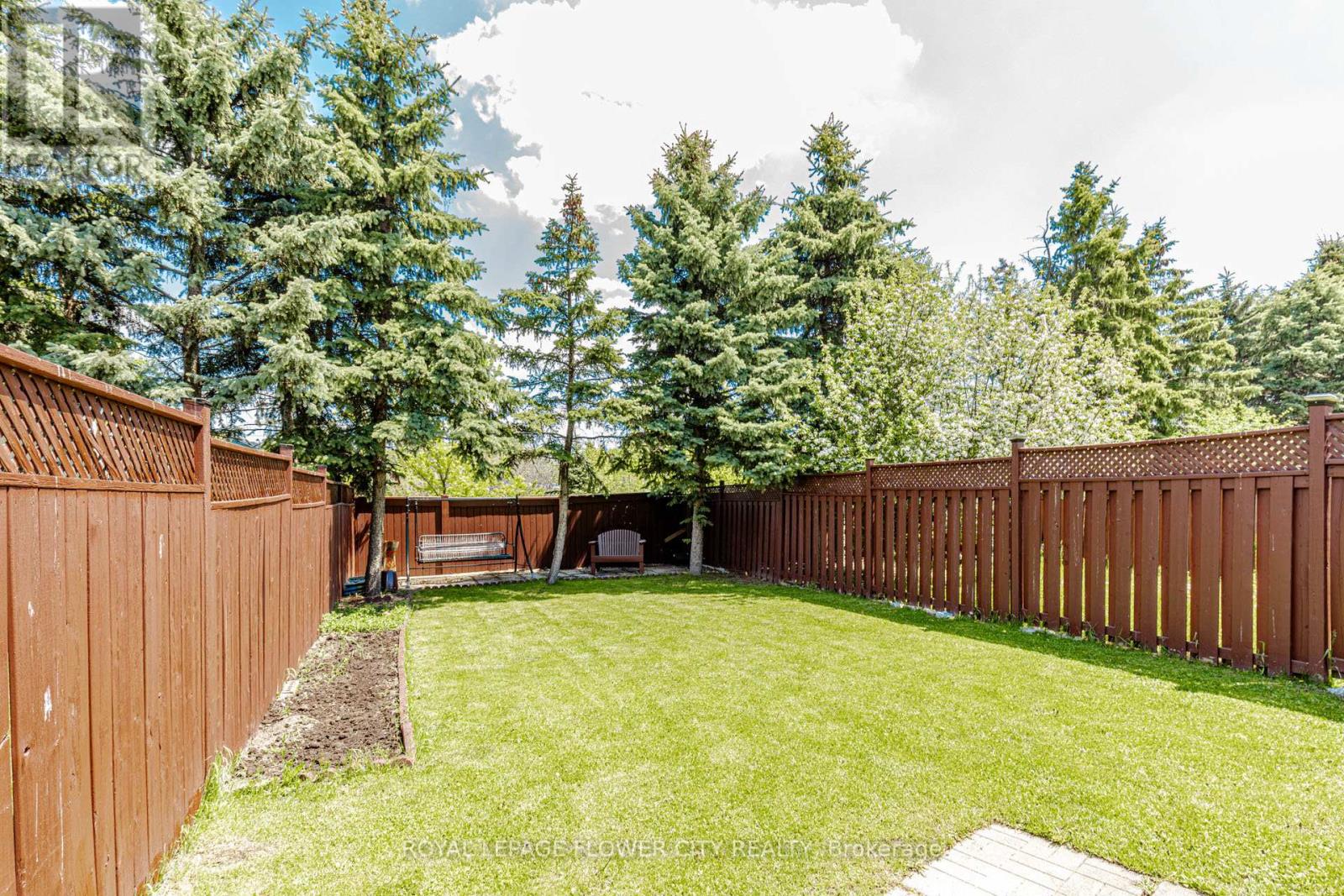 119 MORNINGMIST STREET - 24