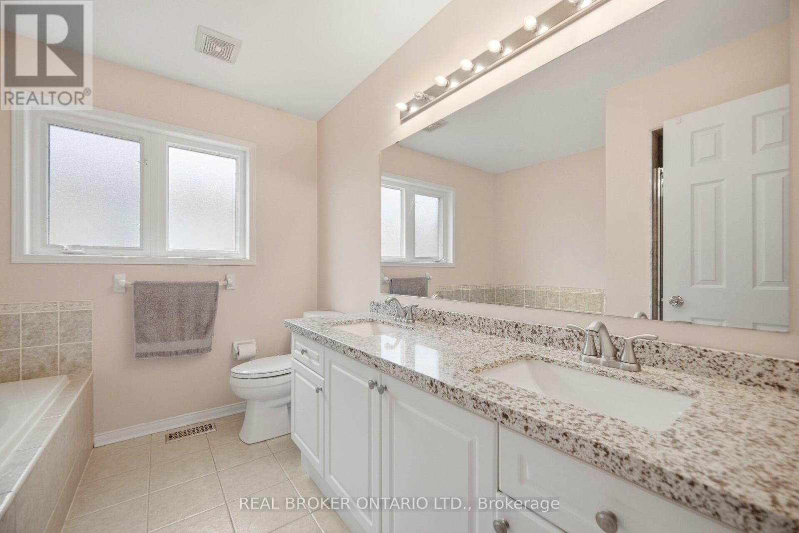 3935 SKYVIEW STREET - 32