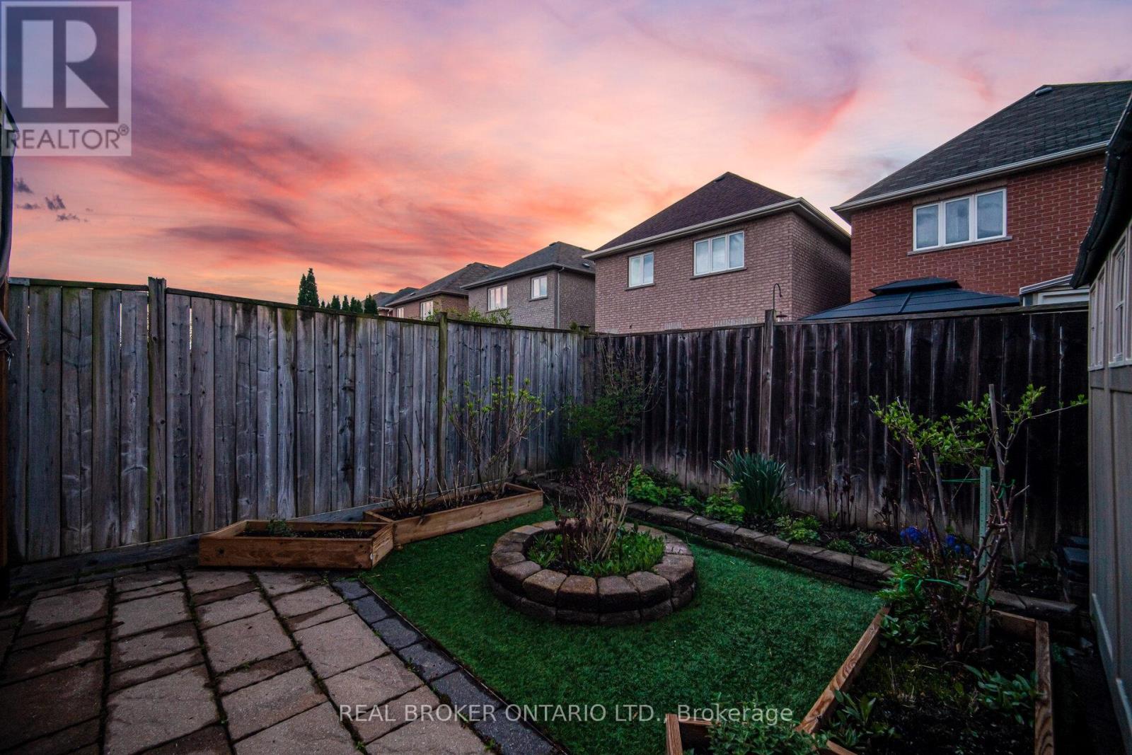 3935 SKYVIEW STREET - 47