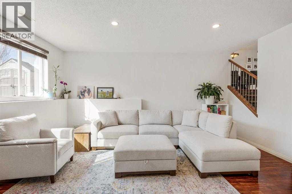 70 Coalbanks Gate  W - 25