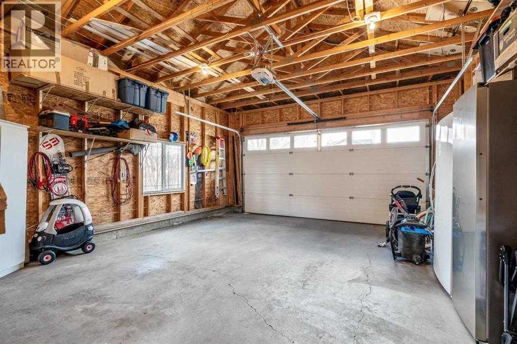 70 Coalbanks Gate  W - 33