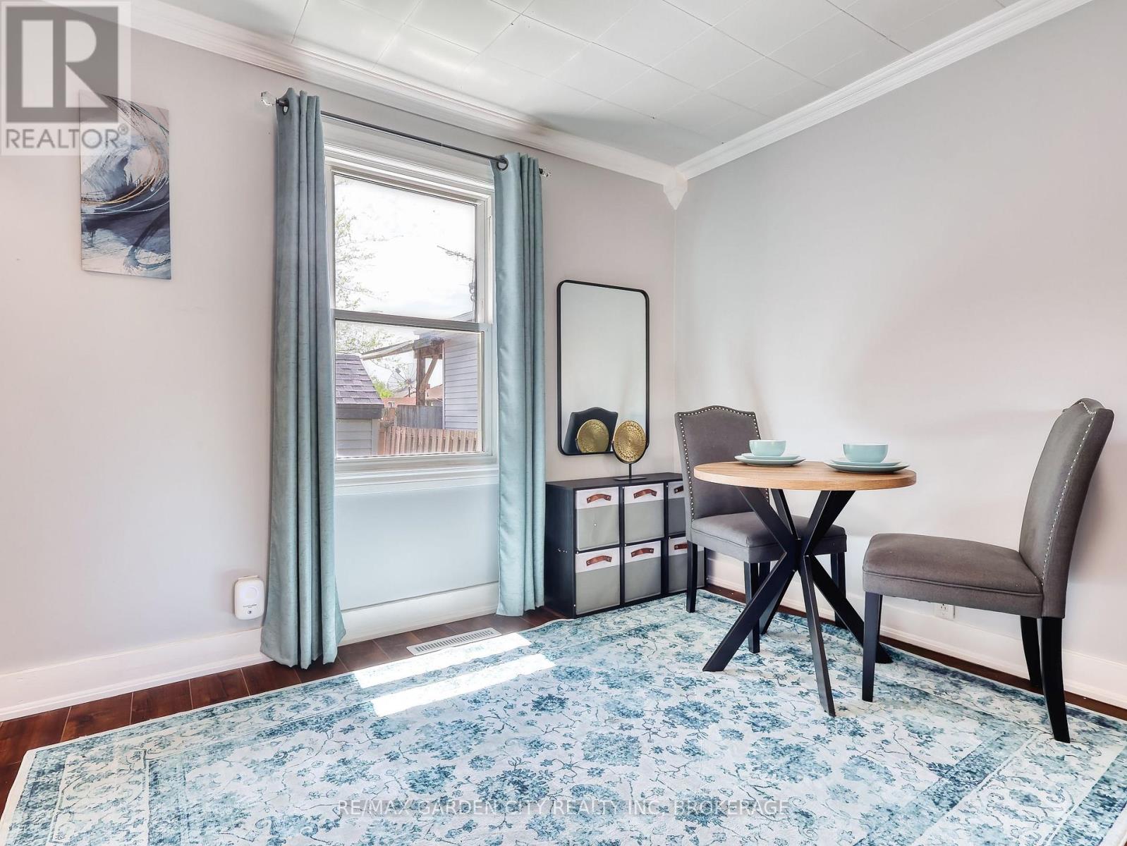 84 LINCOLN AVENUE - 10