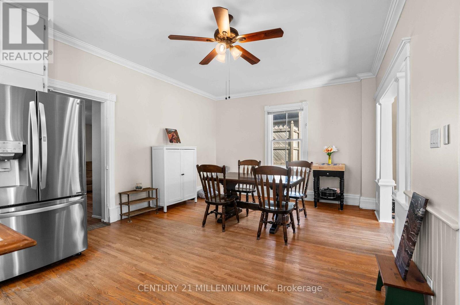 22 CROZIER STREET - 16
