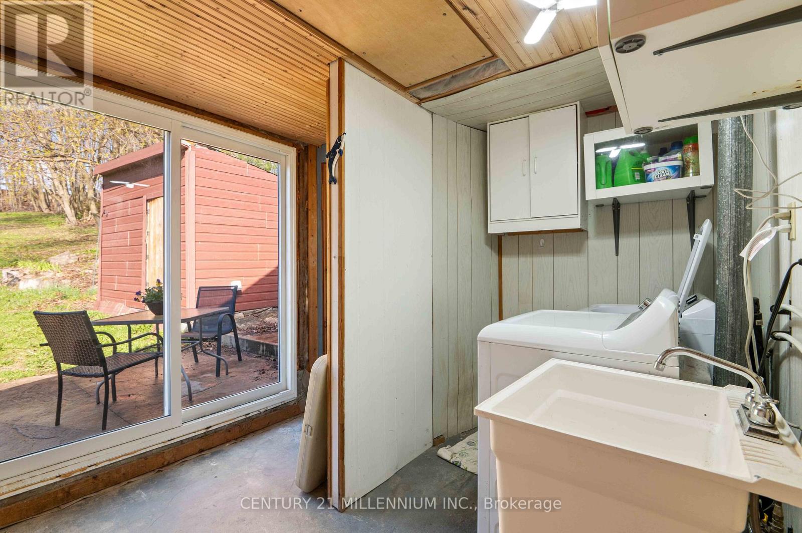 22 CROZIER STREET - 41