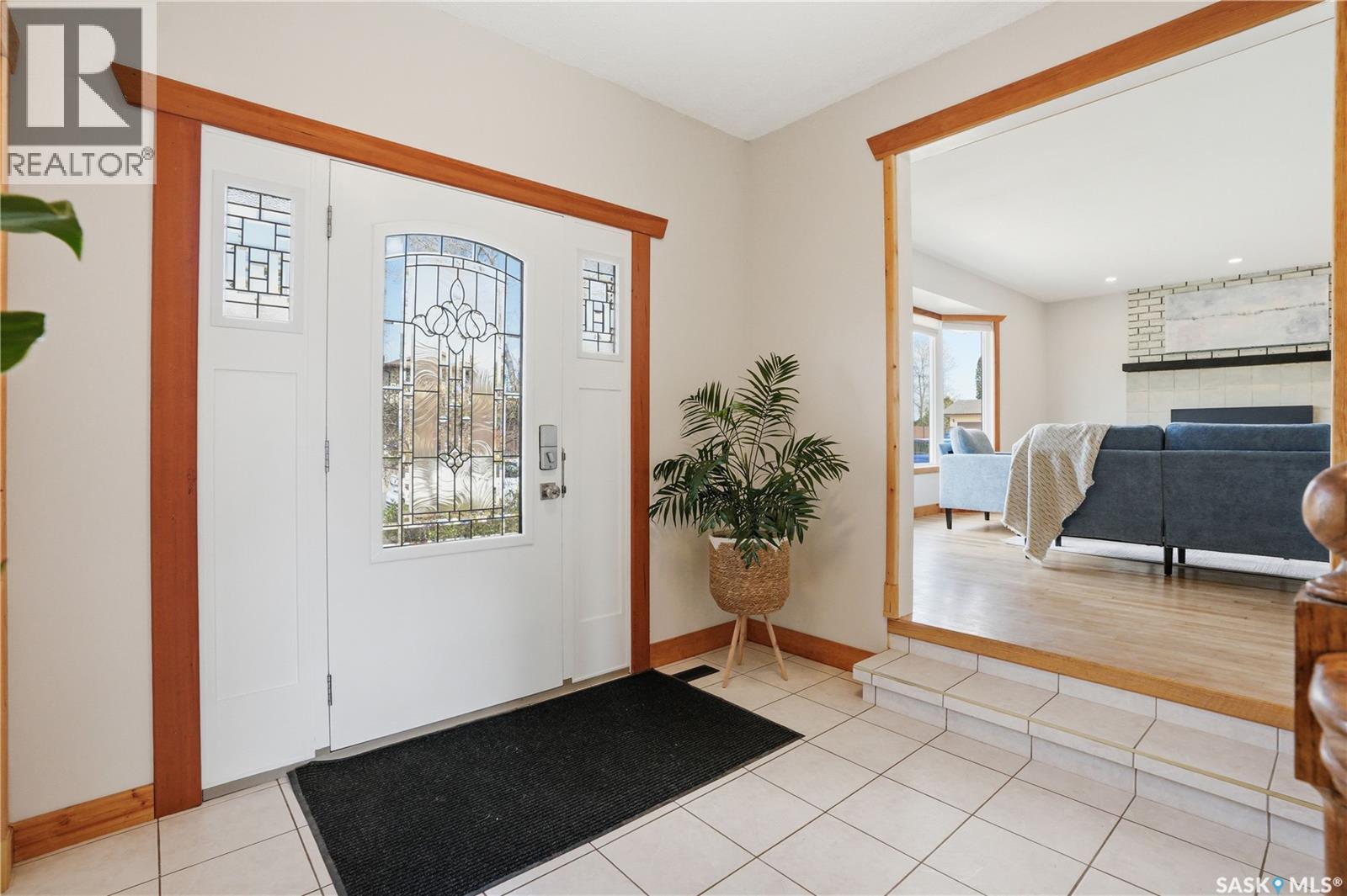 206 La Loche TERRACE - Image 2