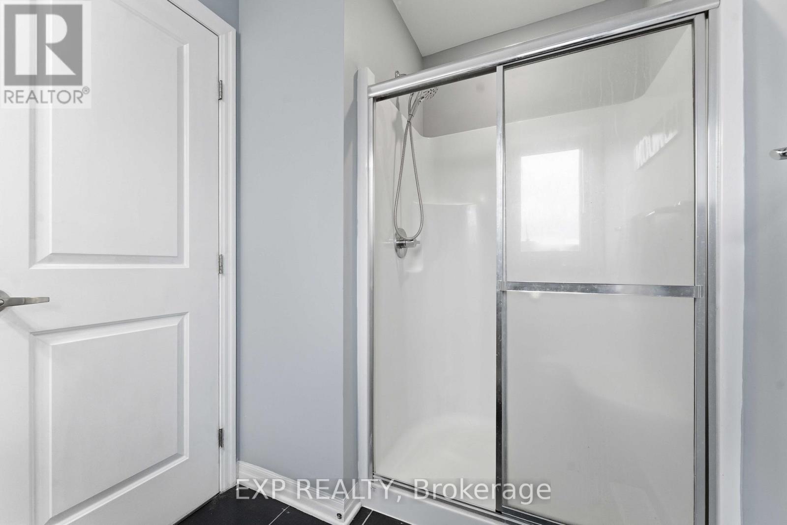151 HAWKSHAW CRESCENT - 15