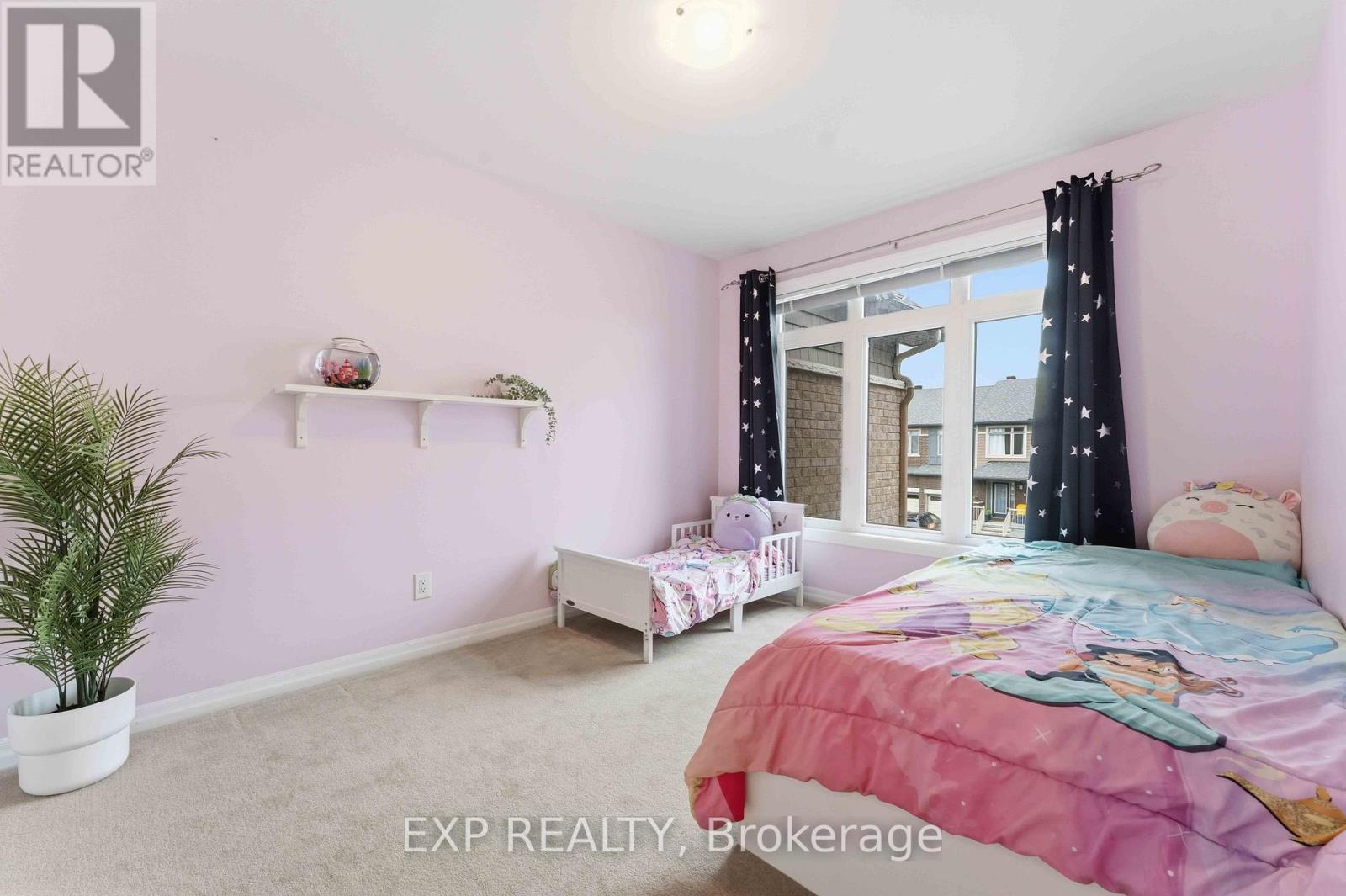 151 HAWKSHAW CRESCENT - 16