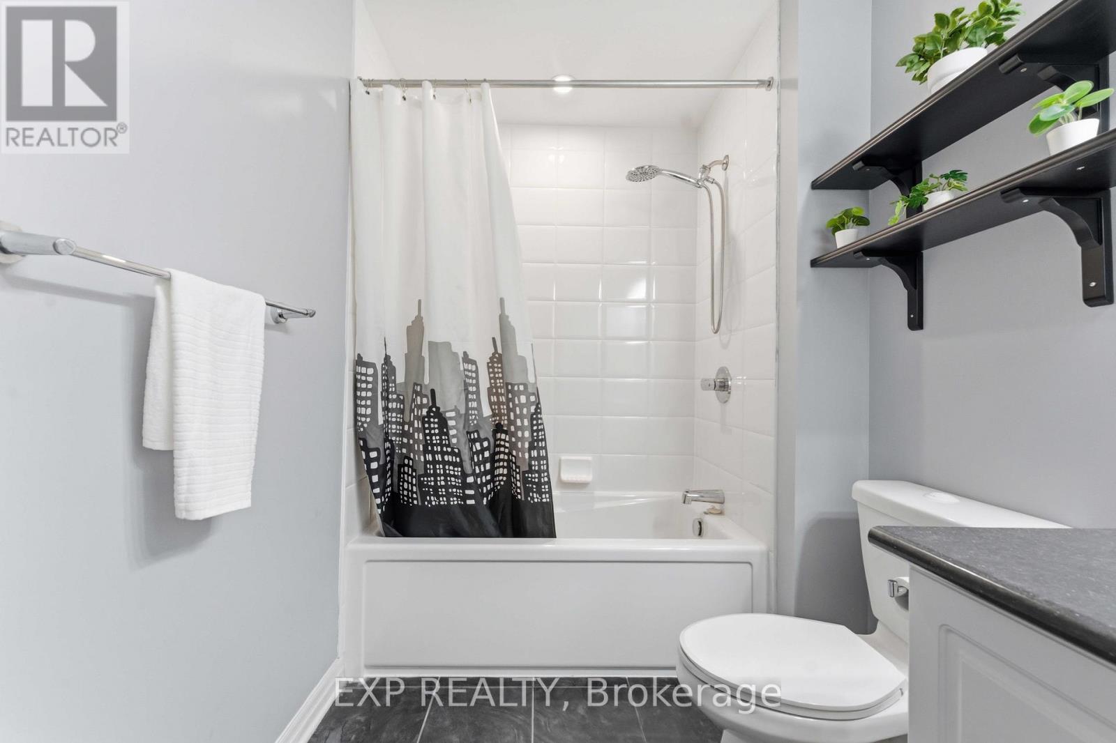 151 HAWKSHAW CRESCENT - 18