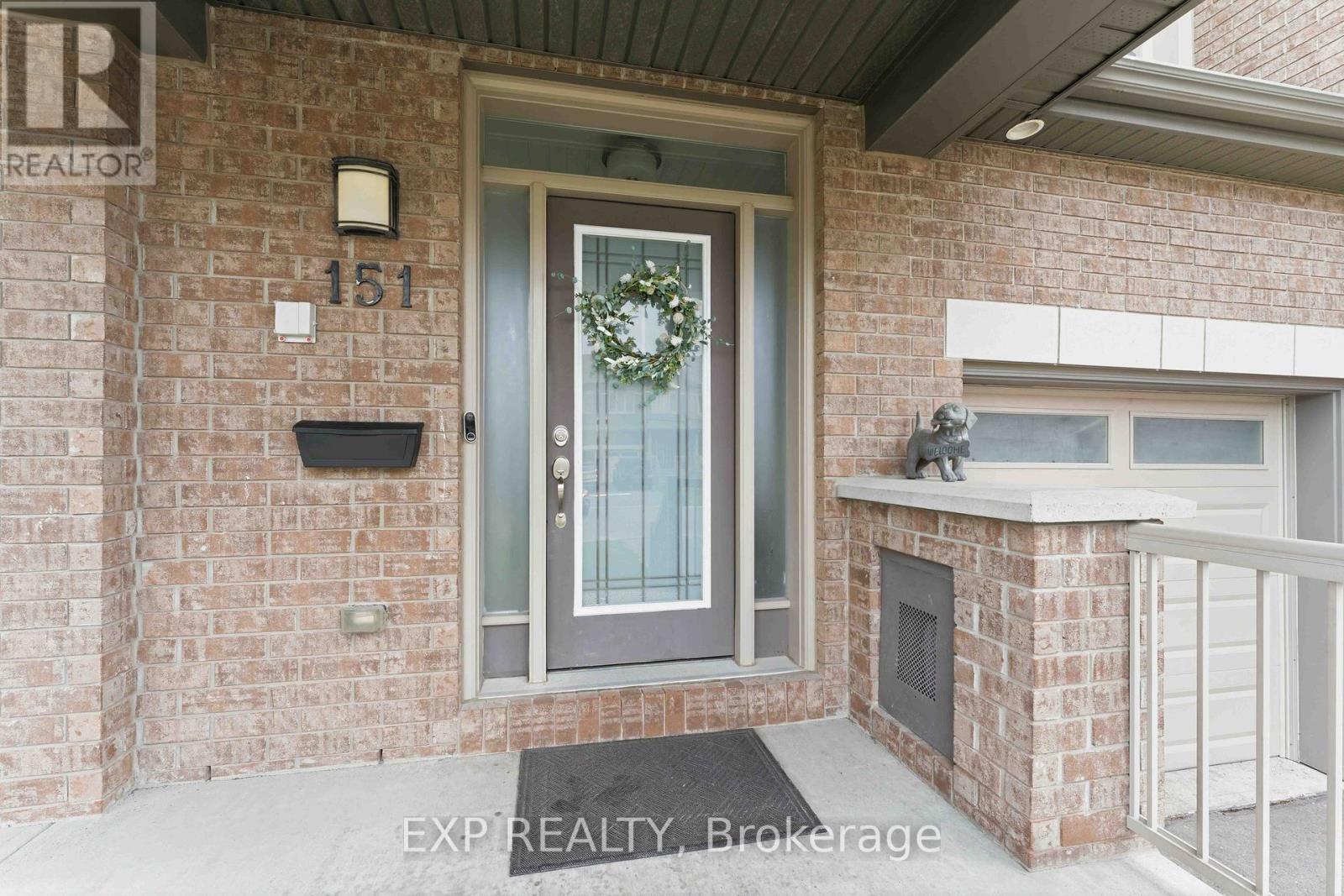 151 HAWKSHAW CRESCENT - 2