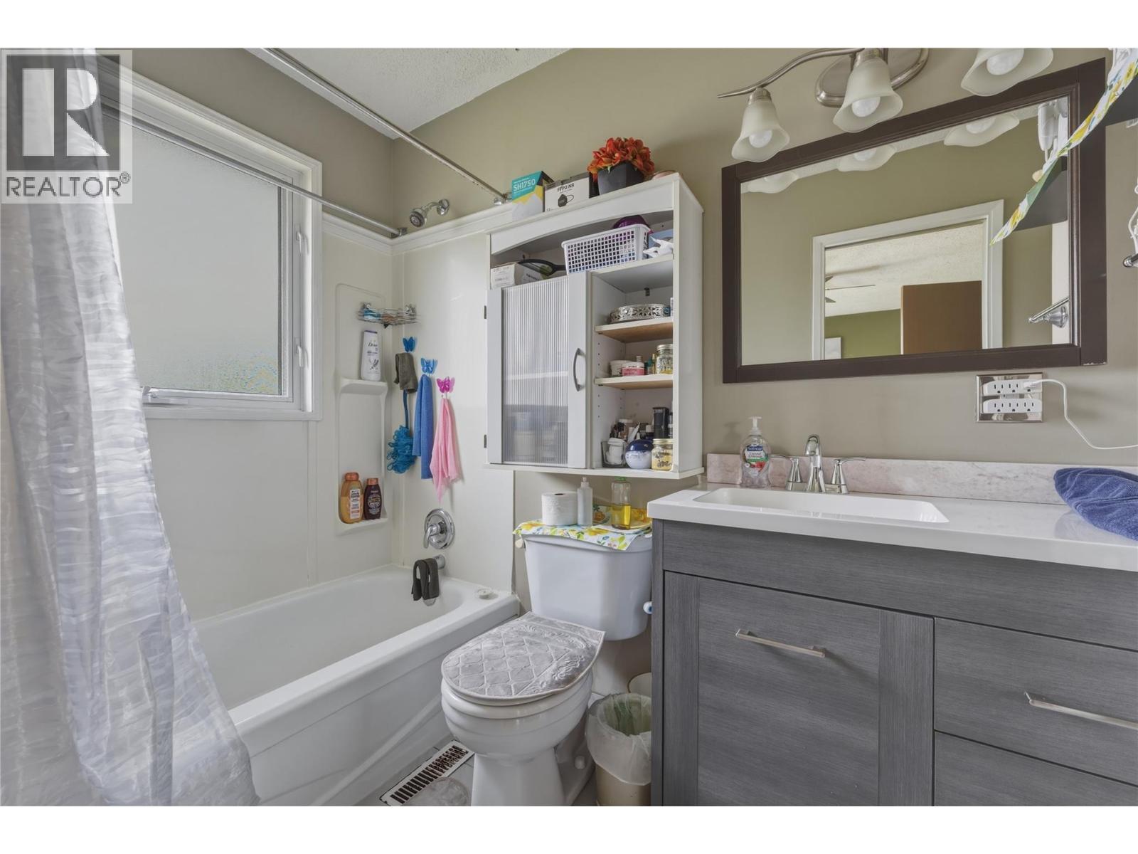 5615 McClure Road, Vernon