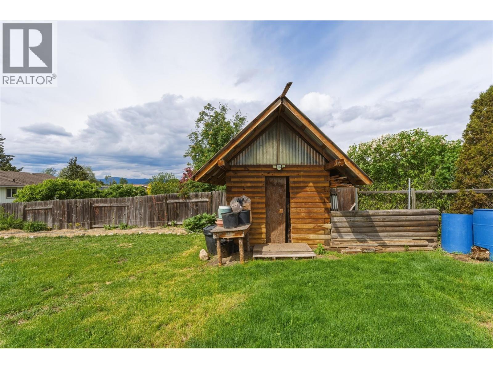 5615 McClure Road, Vernon