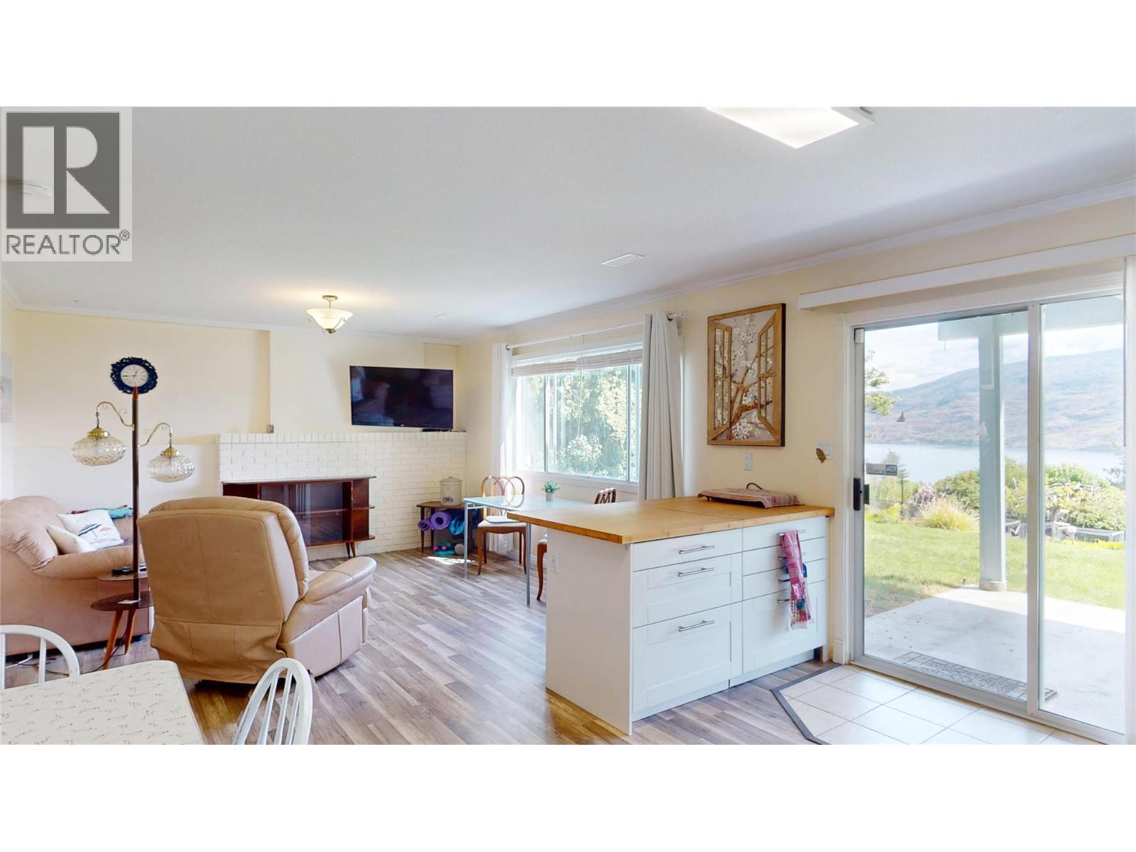6119 Wilson Road - 16