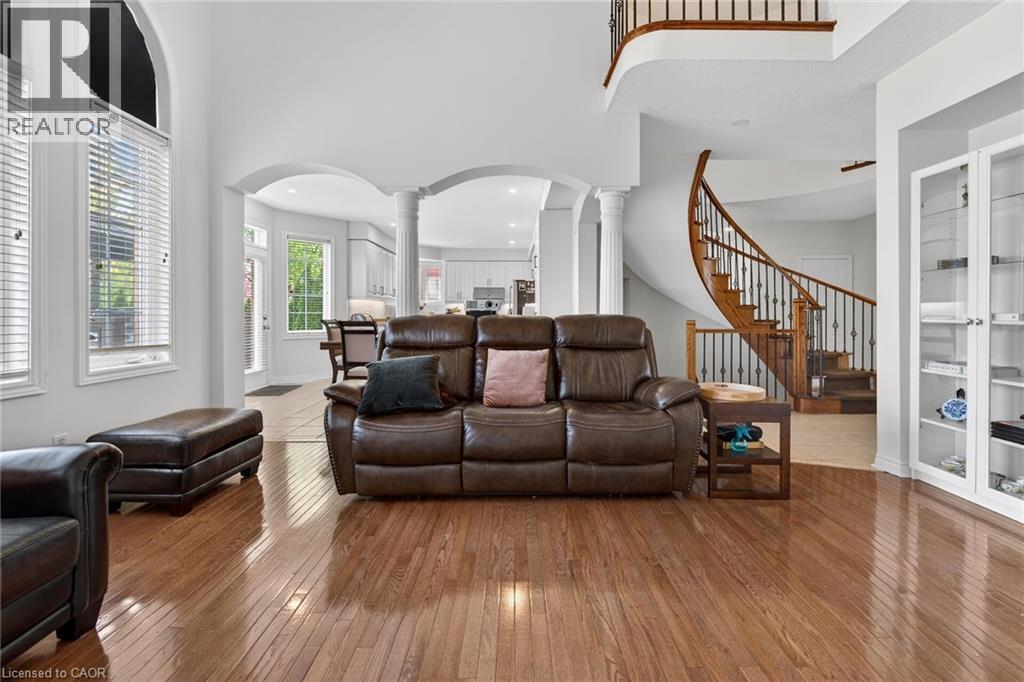 2431 CASTLEBROOK Road, Oakville, Ontario, L6M4Z2 — Photo 10