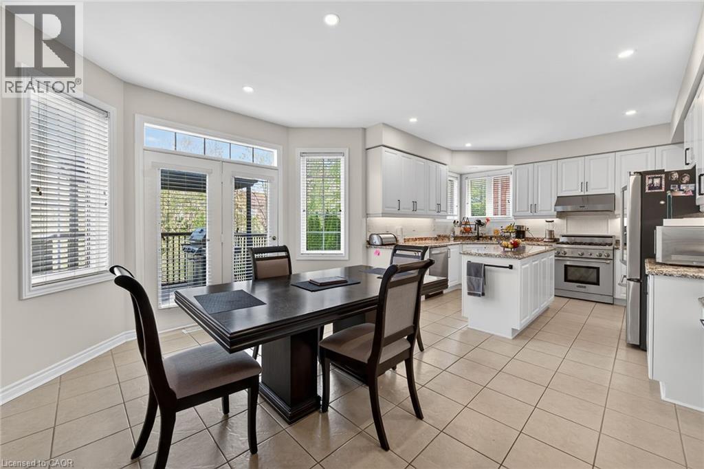 2431 CASTLEBROOK Road, Oakville, Ontario, L6M4Z2 — Photo 13