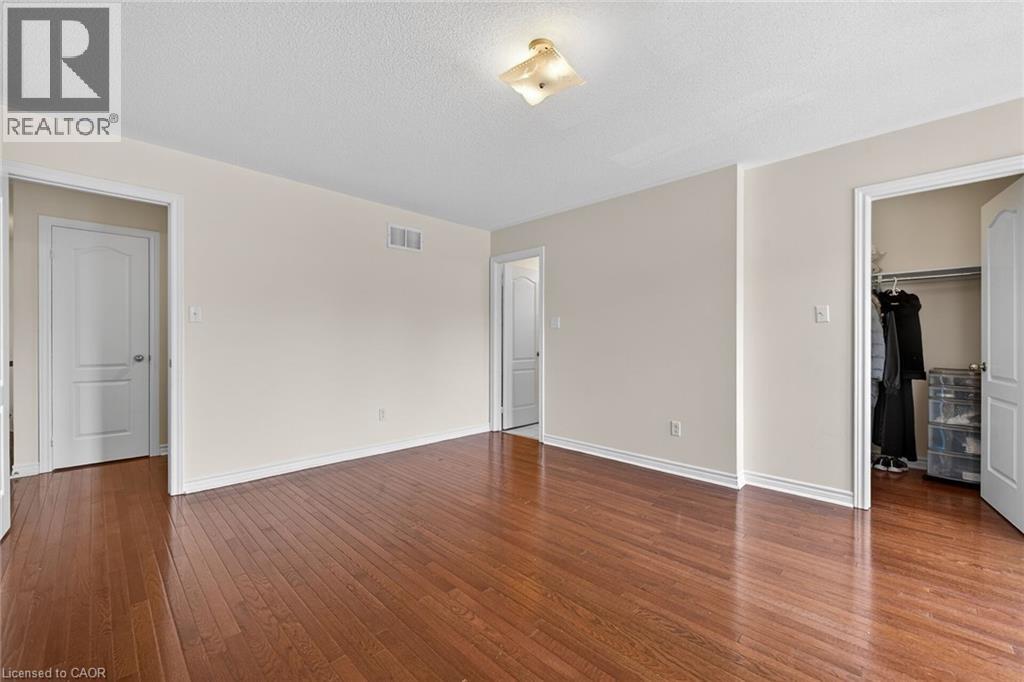 2431 CASTLEBROOK Road - 31