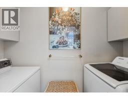 5180 Meadfeild Road, West Vancouver, BC V7W3B8 Photo 13