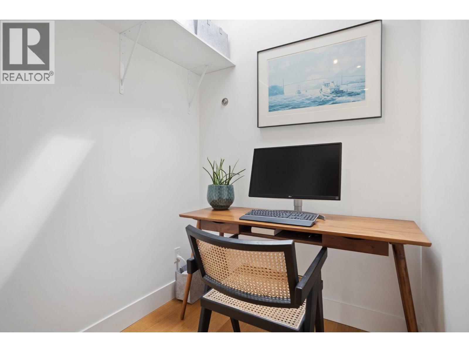 2 Bed, 2 Bath Triplex for Sale in Vancouver – 1382 MAPLE STREET, Vancouver – MLS# R3125565