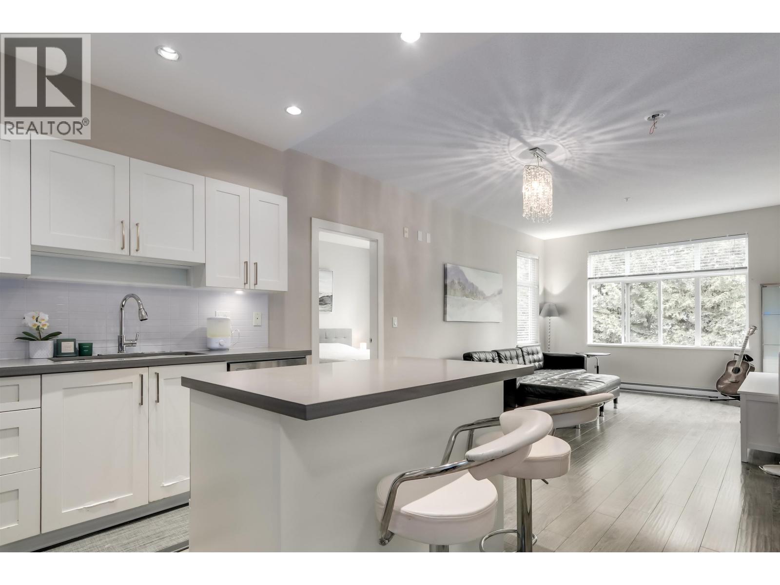 2308 963 CHARLAND AVENUE, Coquitlam