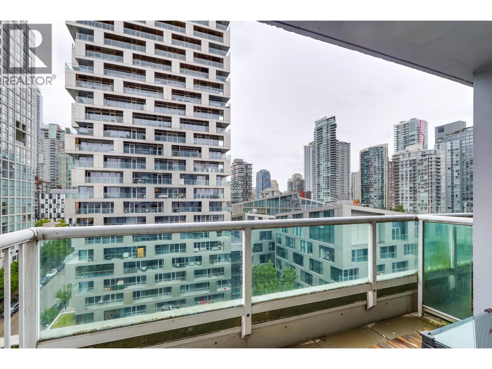 1401 1500 HOWE STREET, Vancouver