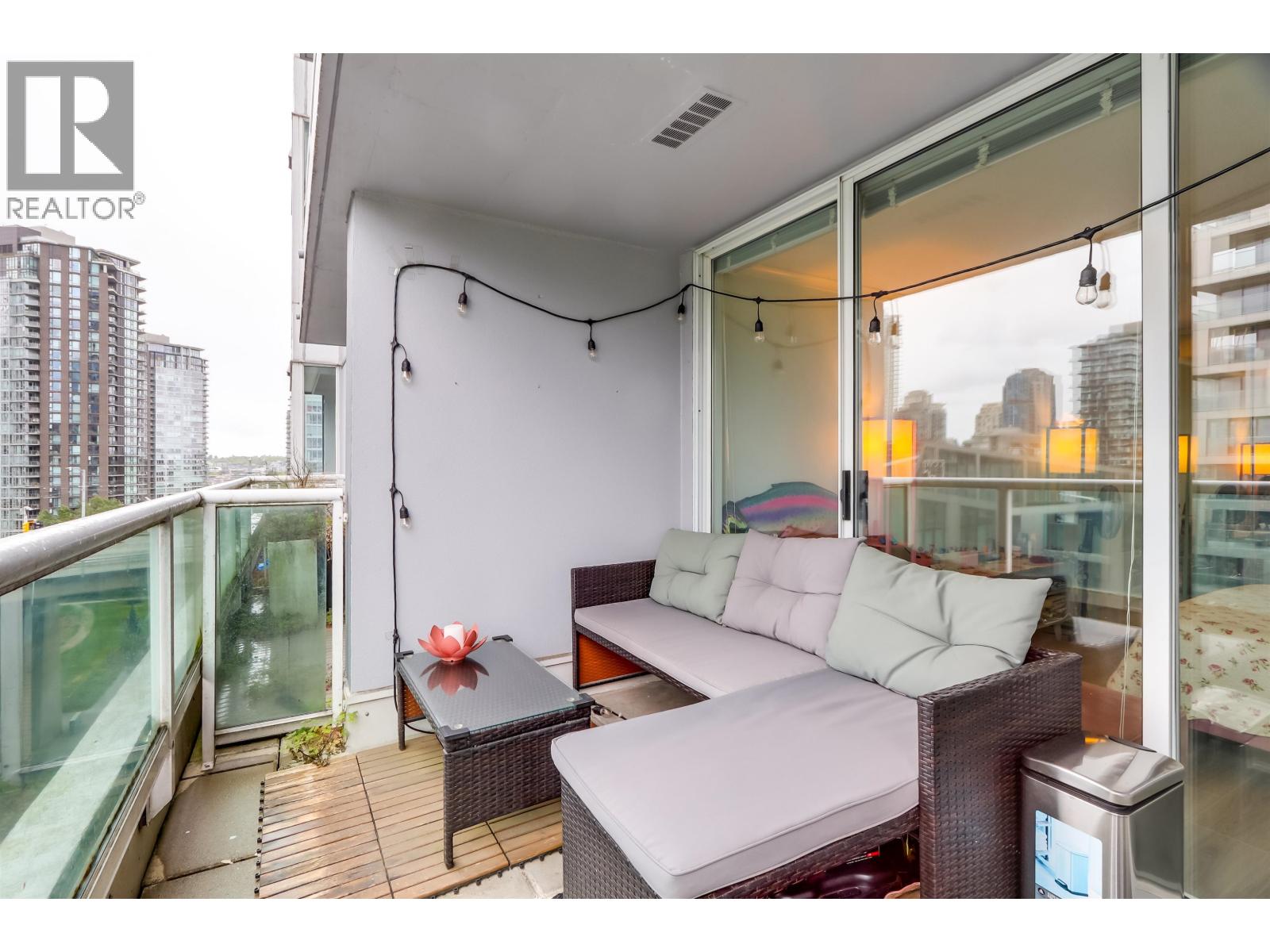 1401 1500 HOWE STREET, Vancouver