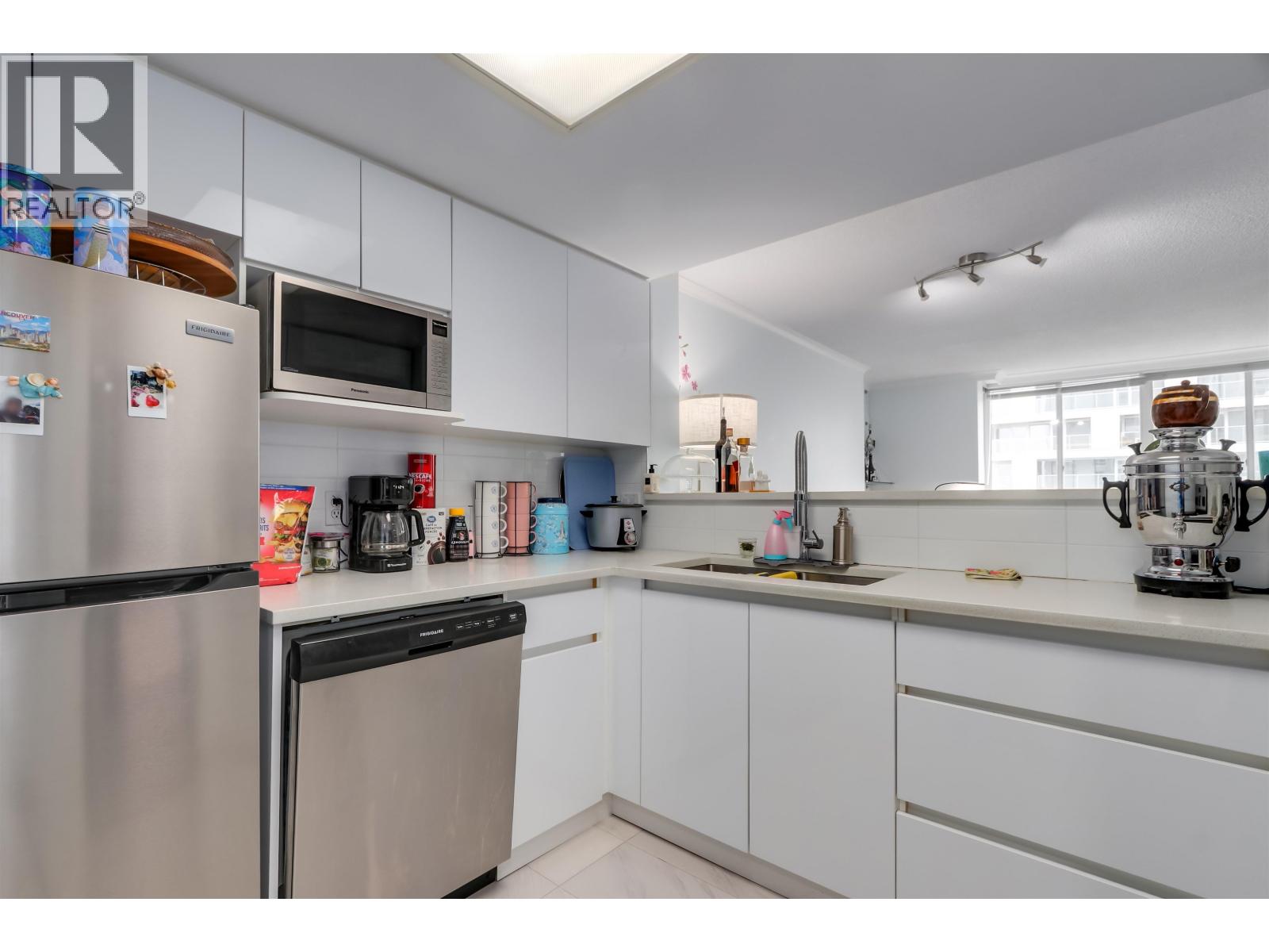 1401 1500 HOWE STREET, Vancouver