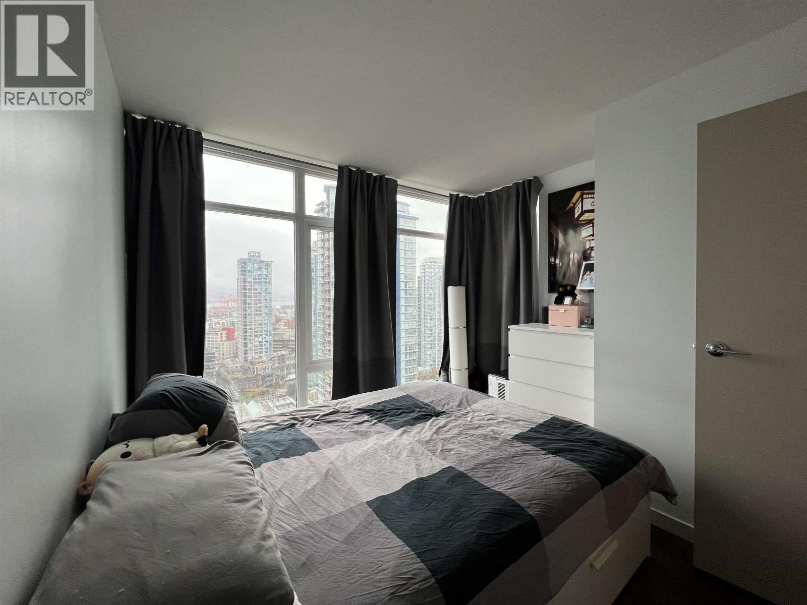 2301 161 W GEORGIA STREET, Vancouver
