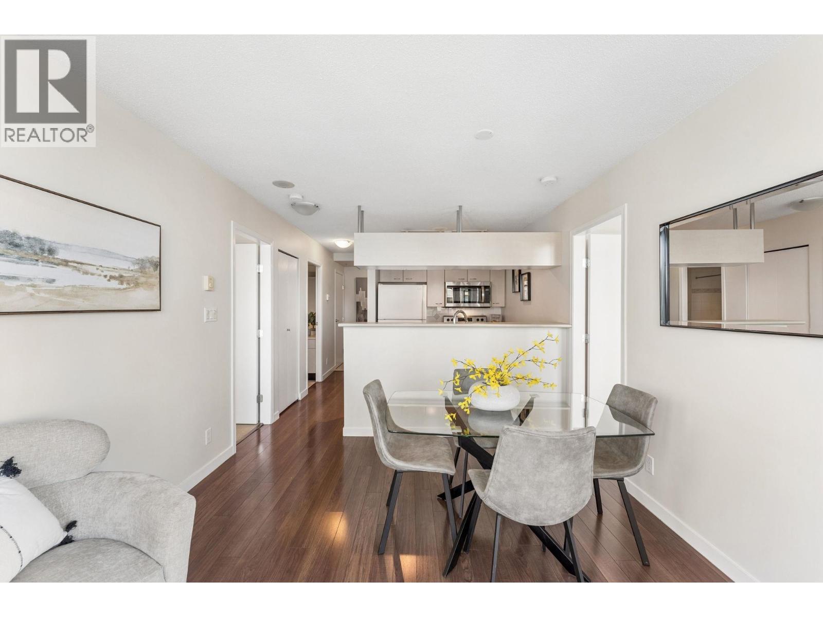 1907 1331 ALBERNI STREET, Vancouver