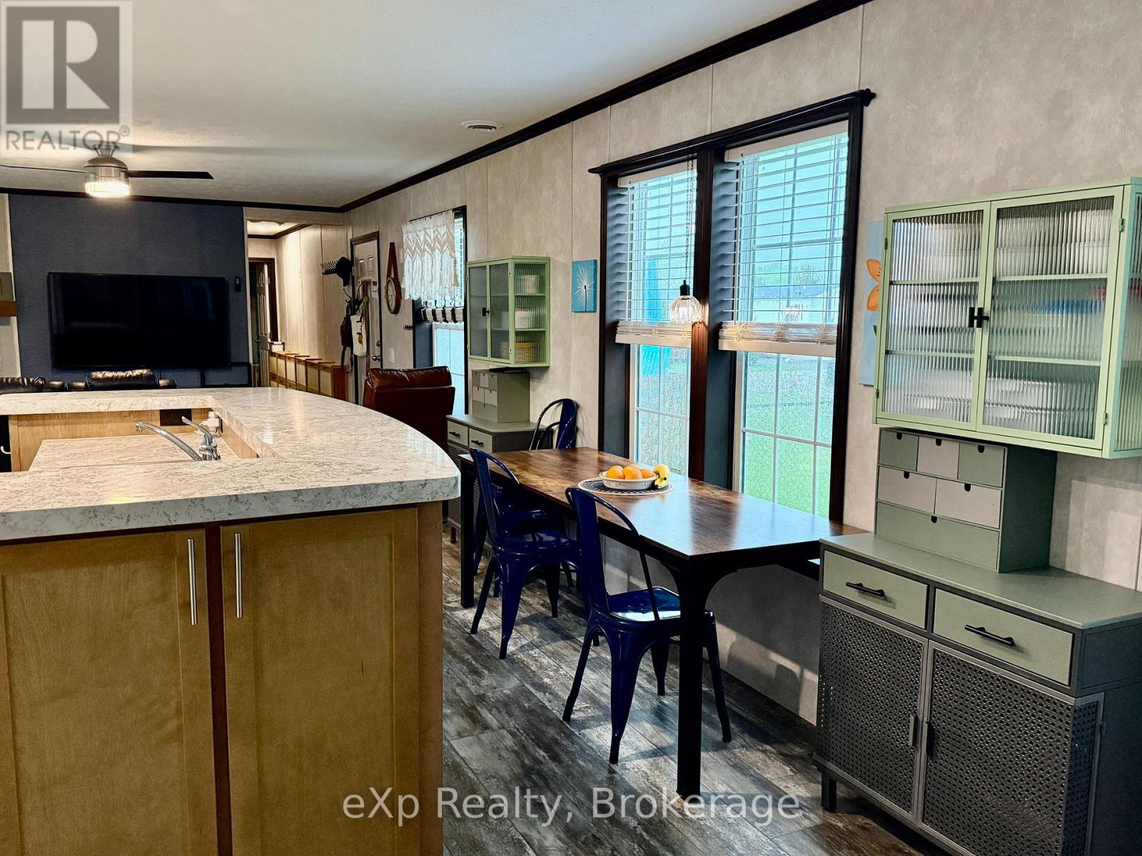 35 DOVE ROAD - 11