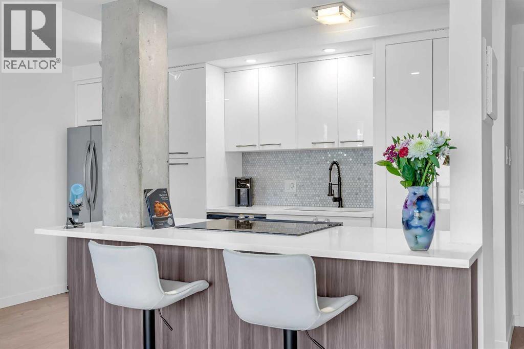 #701 1111 15 Avenue SW - 17