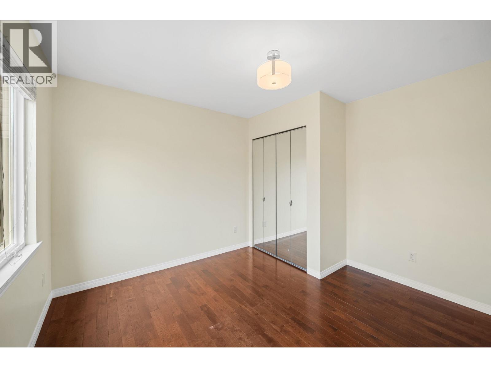 178 PIER PLACE, New Westminster