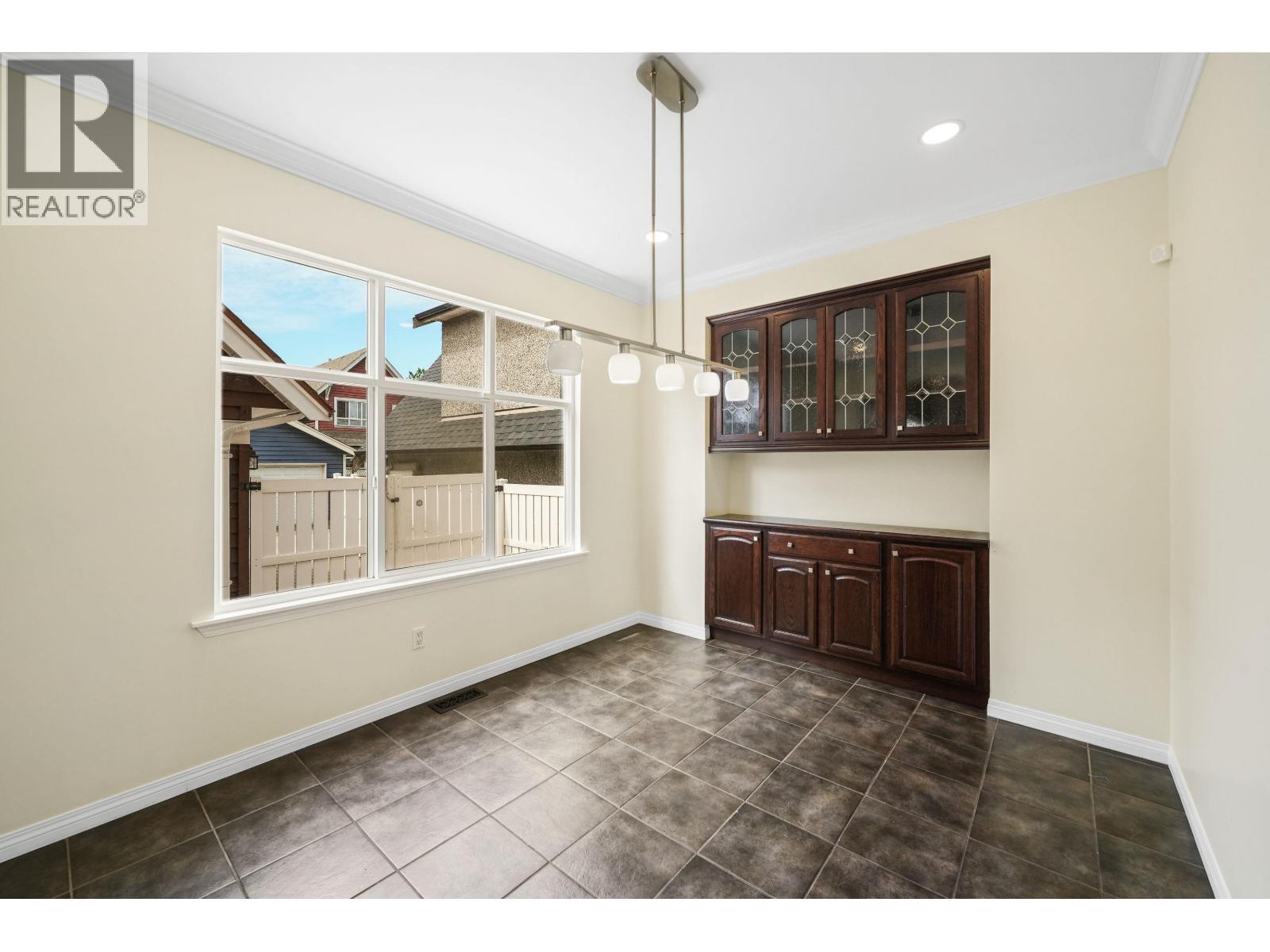 178 PIER PLACE, New Westminster