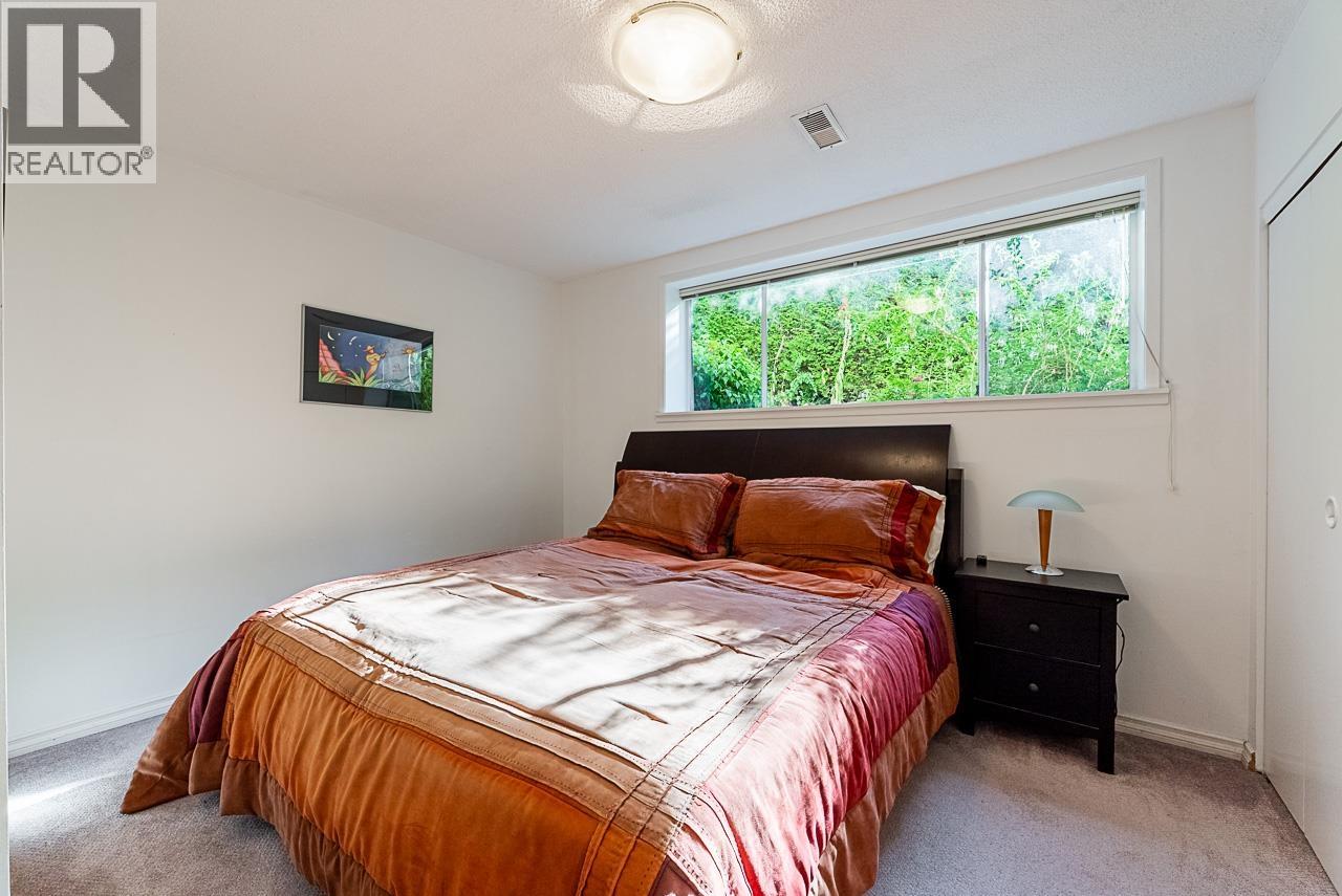 5651 WESTHAVEN ROAD, West Vancouver