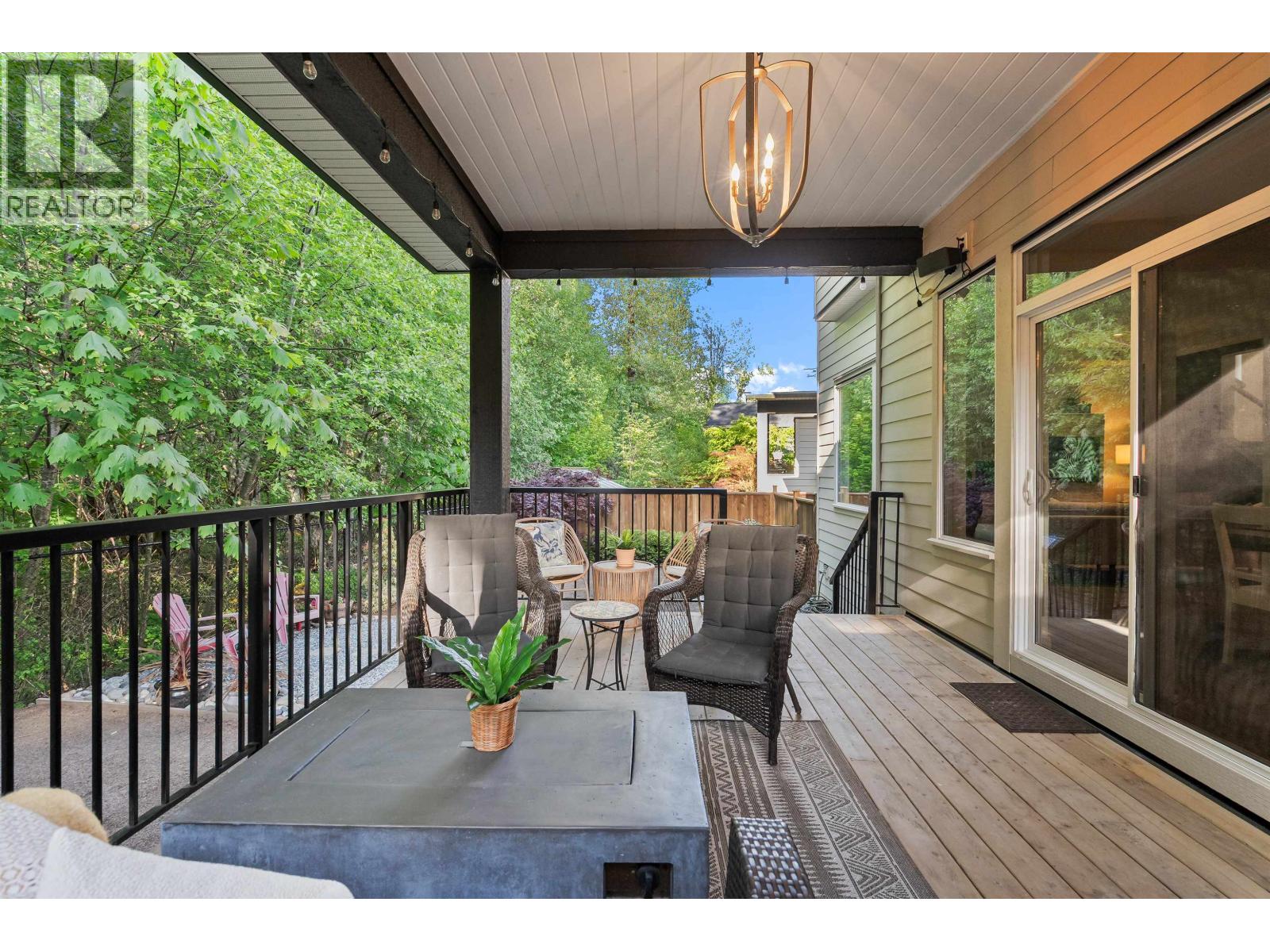 39355 FALCON CRESCENT, Squamish