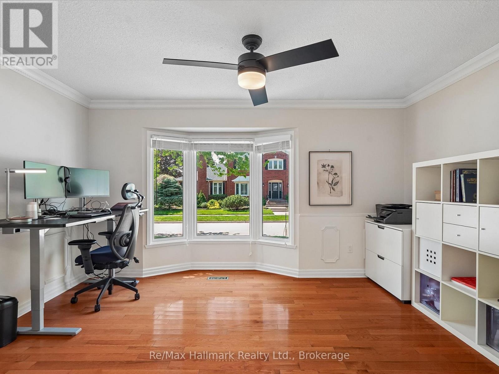 560 CHILLINGHAM CRESCENT - 10