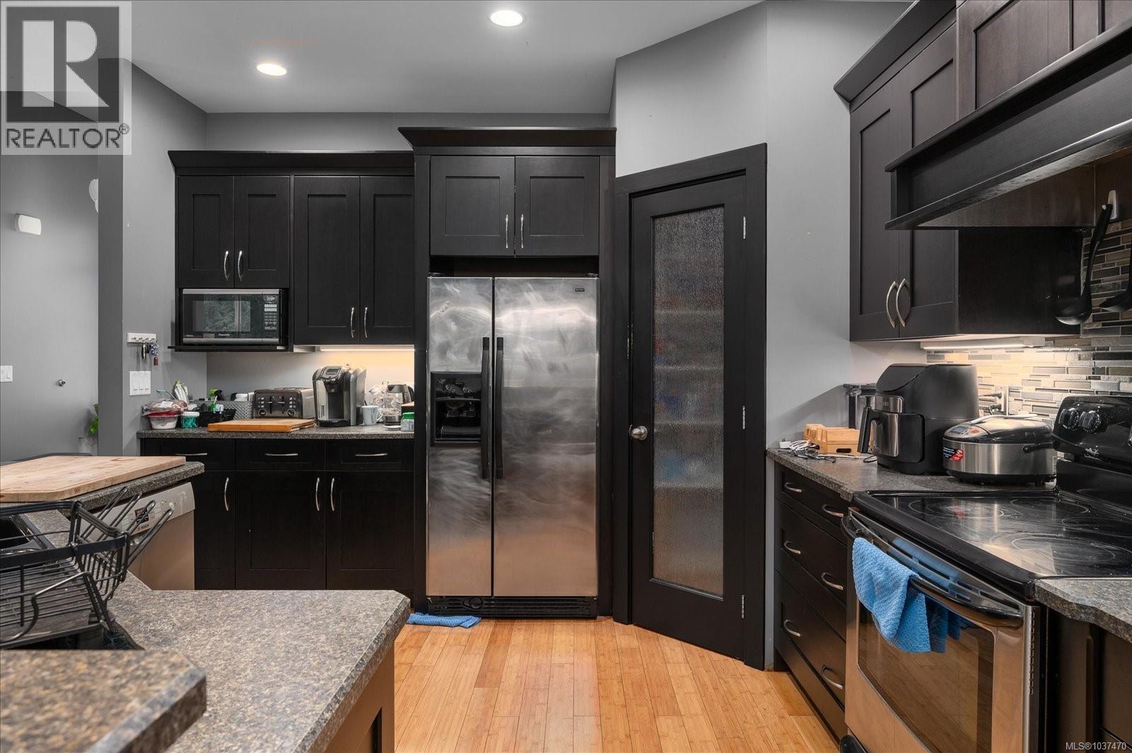 209 Shiloh Dr - 5