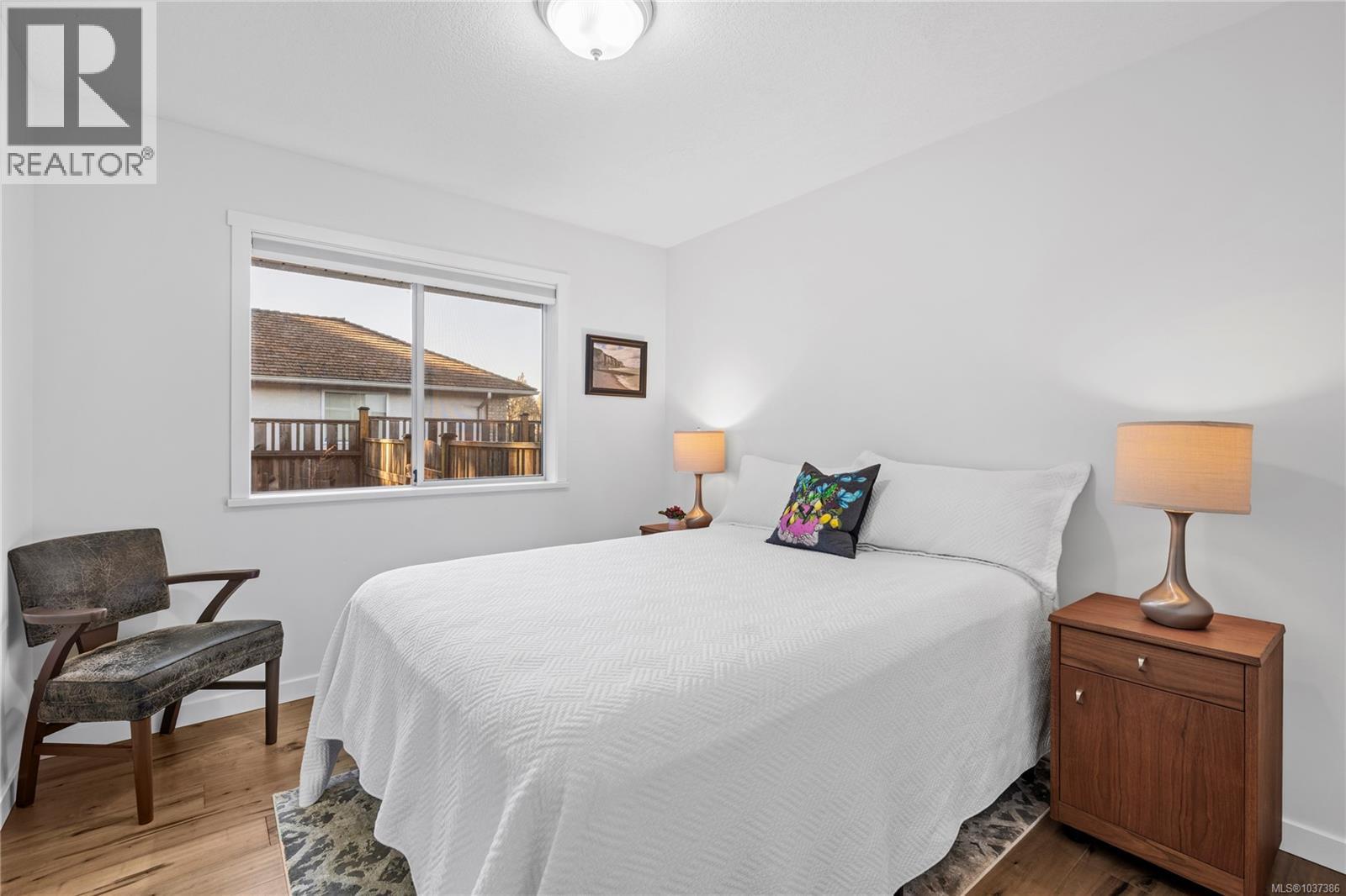 745 Redwood Dr, Qualicum Beach