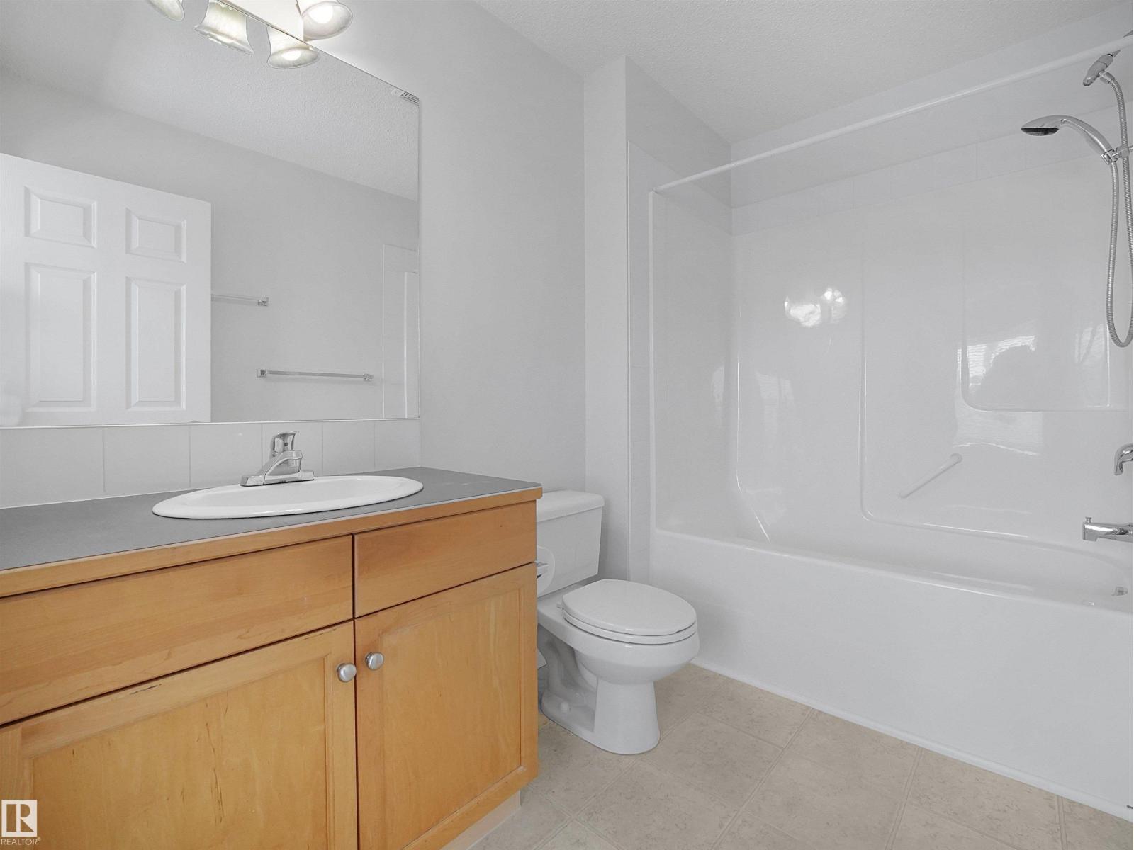 3428 28 ST NW - 26