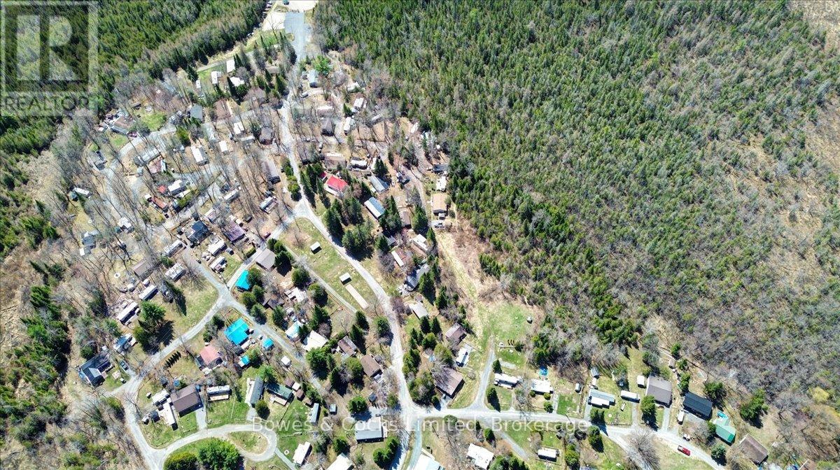 302 QUIN-MO-LAC LOTS 165 & 166 ROAD - 30
