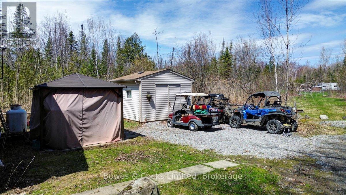 302 QUIN-MO-LAC LOTS 165 & 166 ROAD - 31