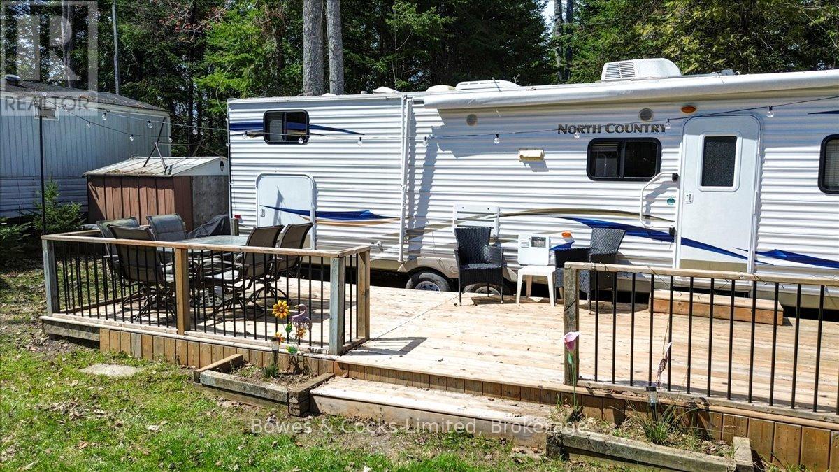 302 QUIN-MO-LAC LOTS 165 & 166 ROAD - 34
