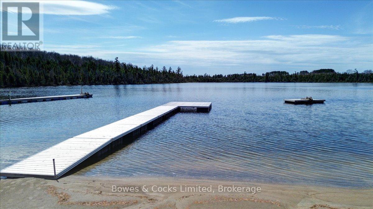 302 QUIN-MO-LAC LOTS 165 & 166 ROAD - 41